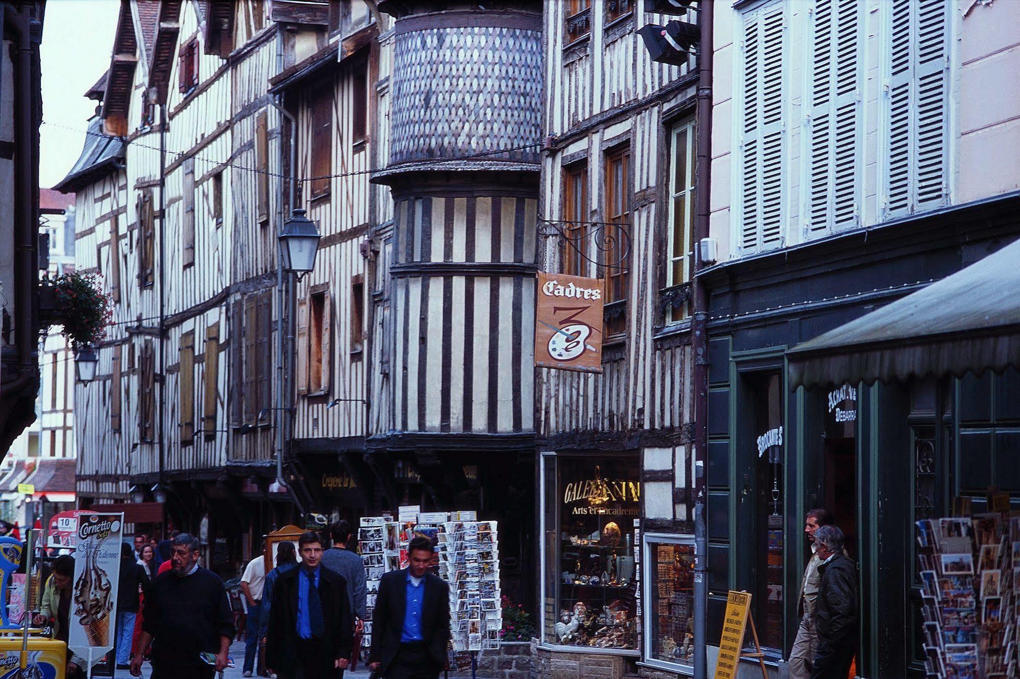 B&B Hotel Troyes Centre Dış mekan fotoğraf